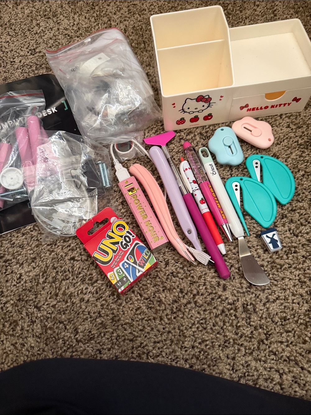 Hello Kitty Small Desk Organizer Box - Cream & Pink bundle